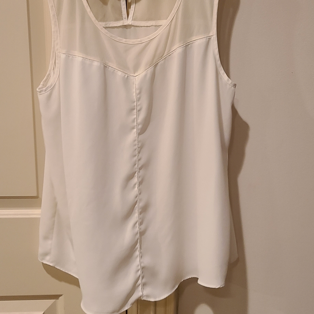 Ann Cream and White Sleeveless Blouse